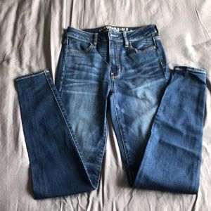 American Eagle Super Hi-Rise jeans